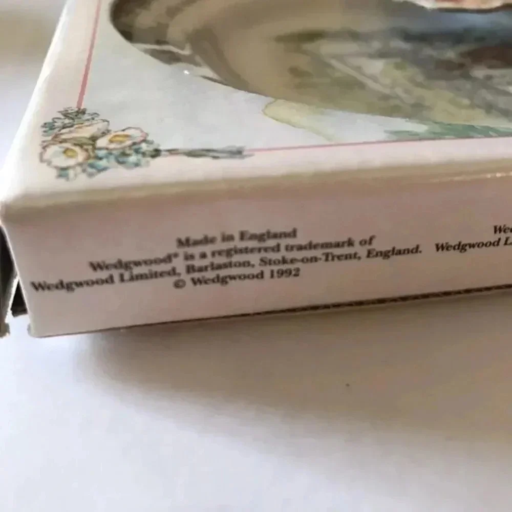 Wedgwood Beatrix Potter Mrs. Tiggy-Winkle Plate